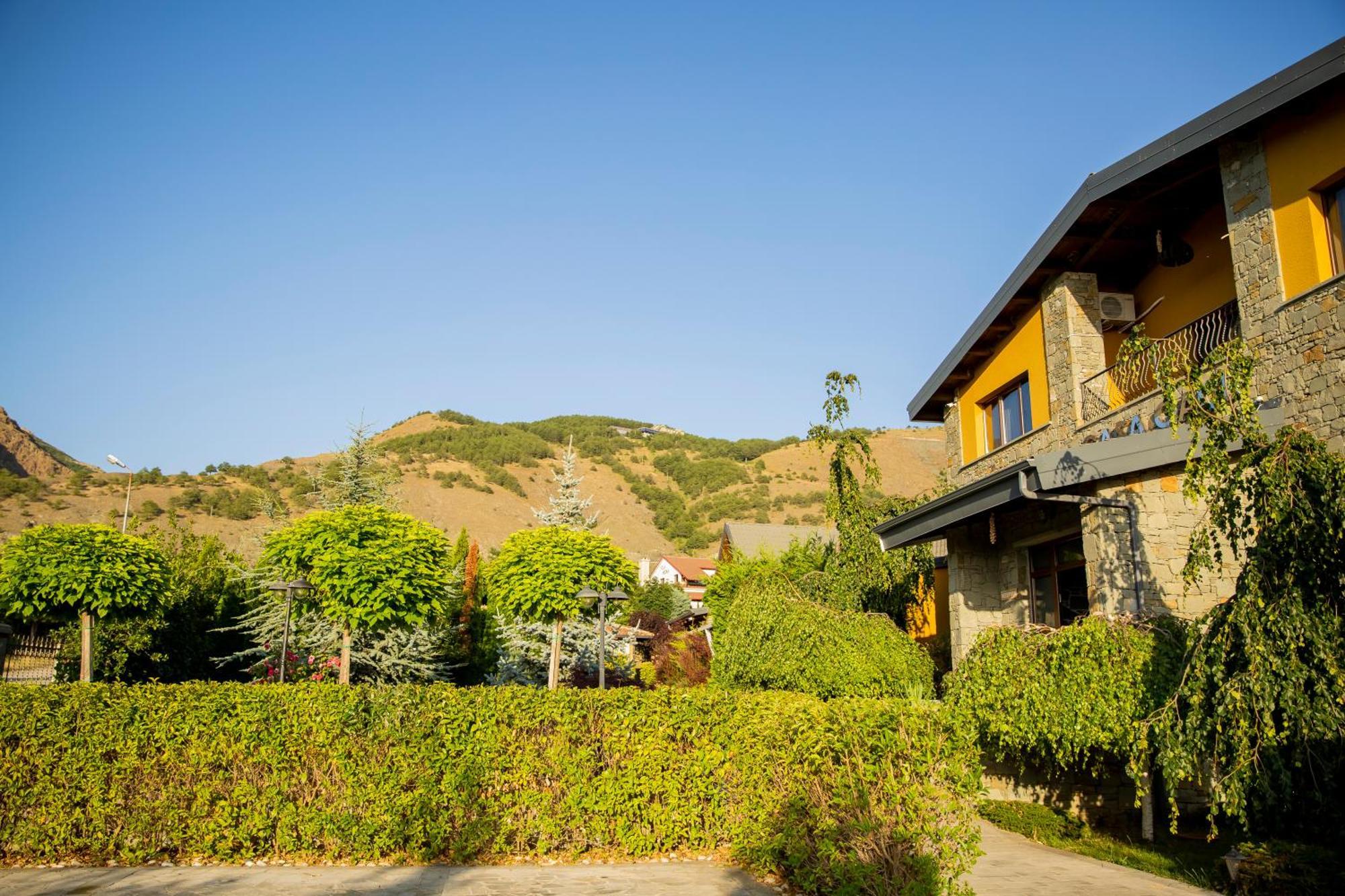Casa Gace Hotel Korça Kültér fotó