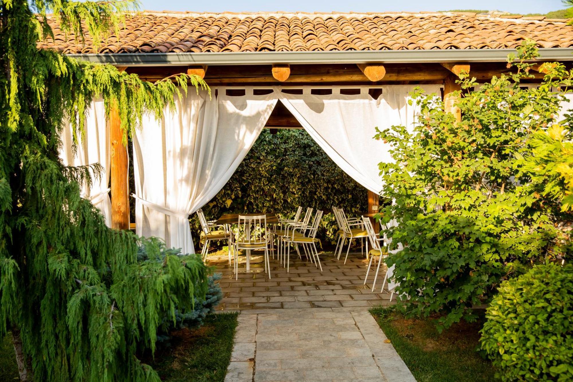 Casa Gace Hotel Korça Kültér fotó