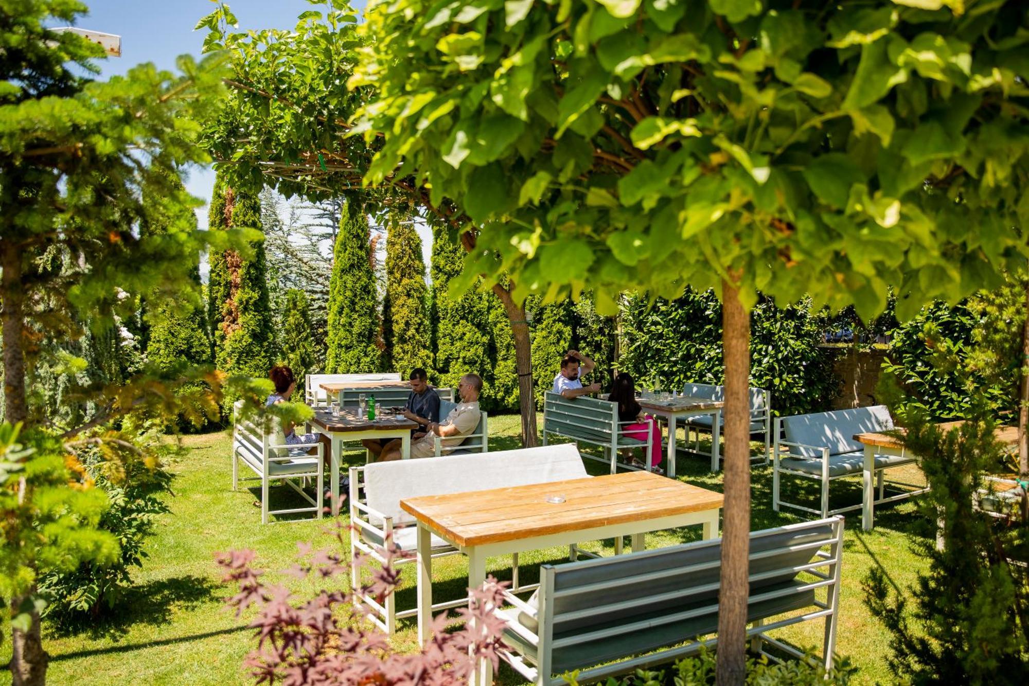 Casa Gace Hotel Korça Kültér fotó