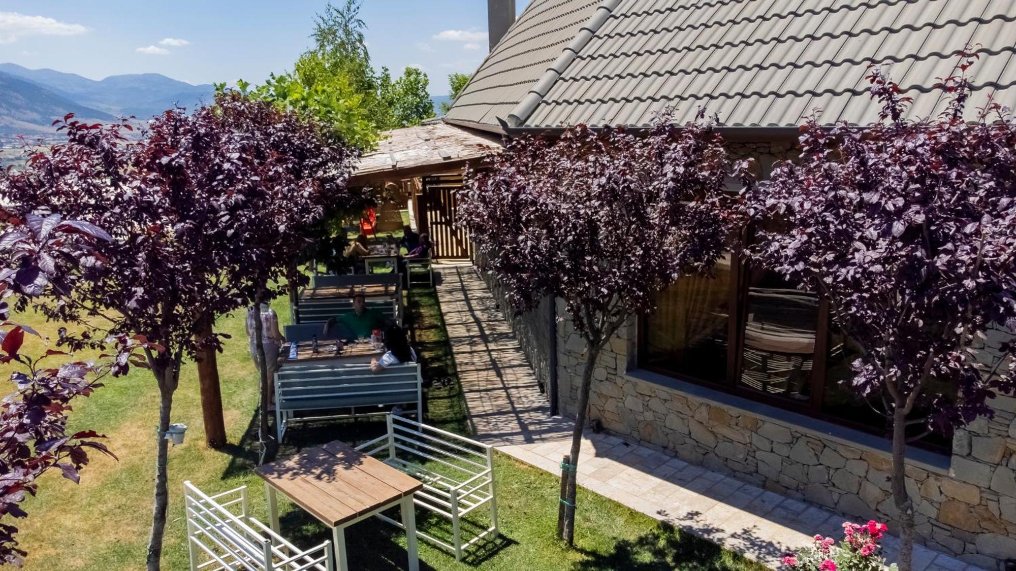 Casa Gace Hotel Korça Kültér fotó