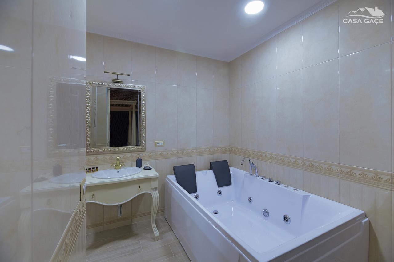 Casa Gace Hotel Korça Kültér fotó